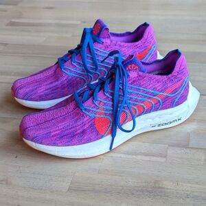 Nike Women’s Pegasus Turbo ZoomX Size 8